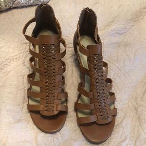 Tan wedges